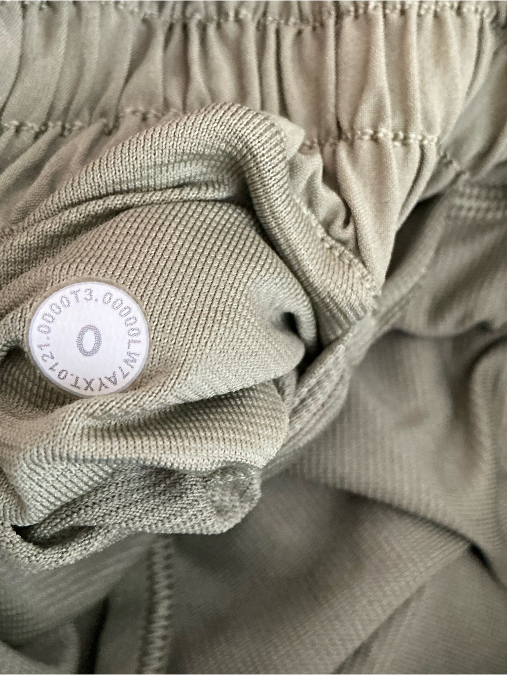 Lululemon Hotty Hot Short Size 0 - Picture 6 of 6